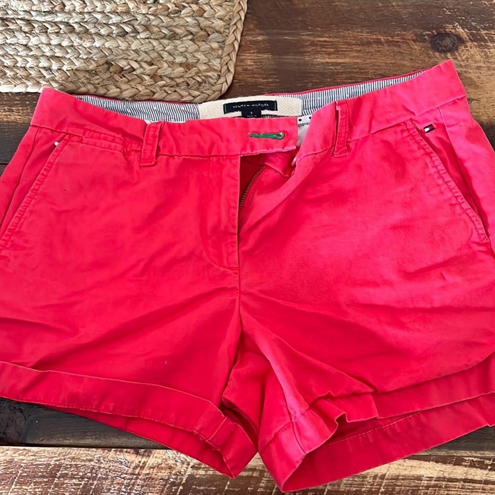 Tommy Hilfiger Size 6 Shorts